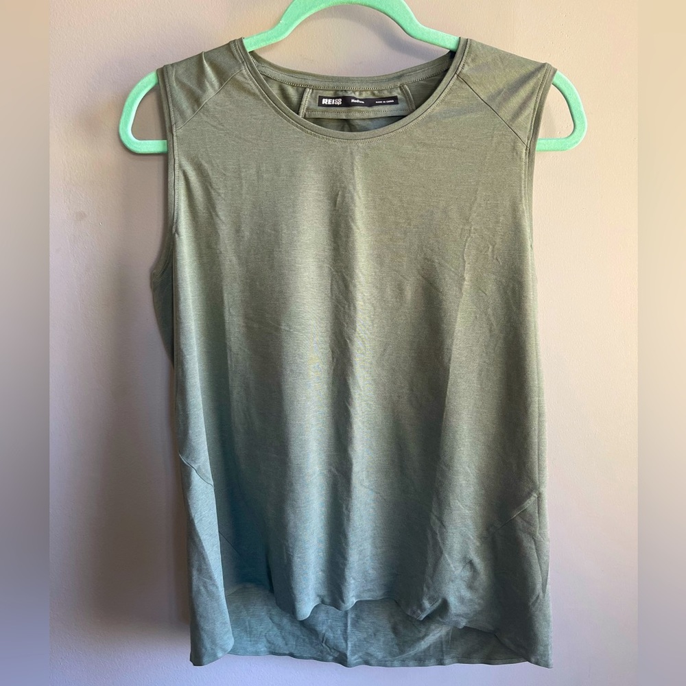 REI Active tank top EUC
